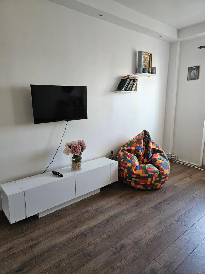 Apartament Near The Park Two Rooms 布加勒斯特 外观 照片