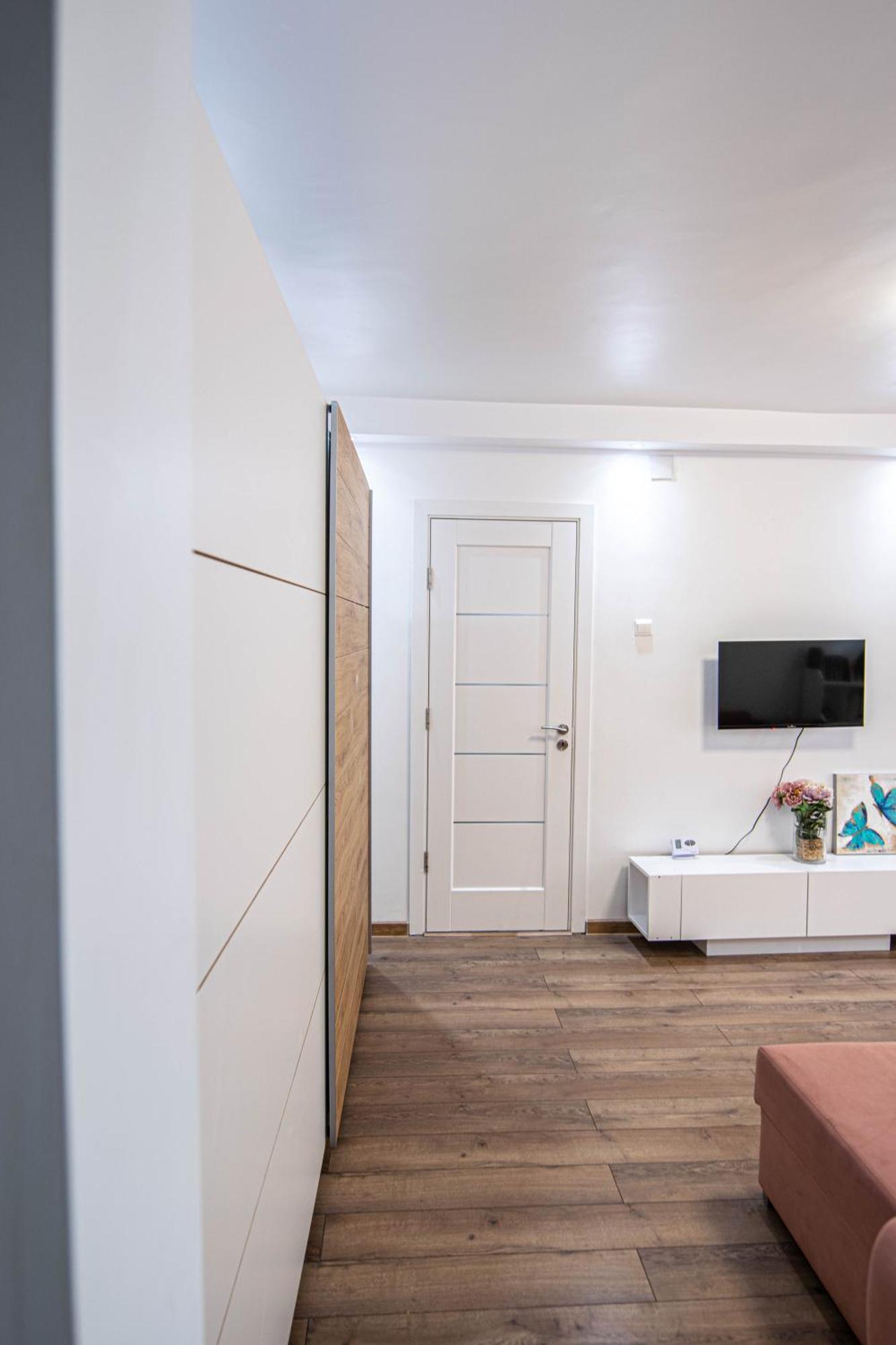 Apartament Near The Park Two Rooms 布加勒斯特 外观 照片